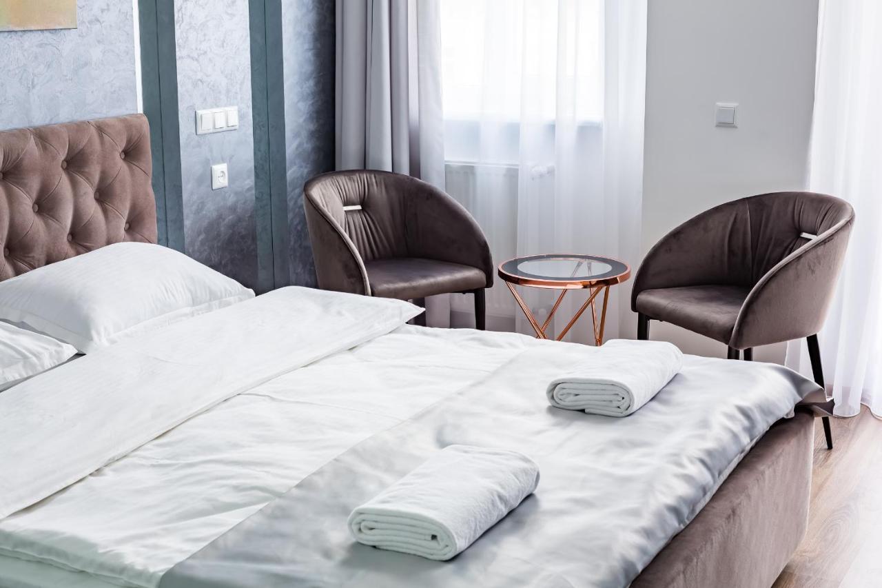 Royal Premier Apartment Lviv Bagian luar foto