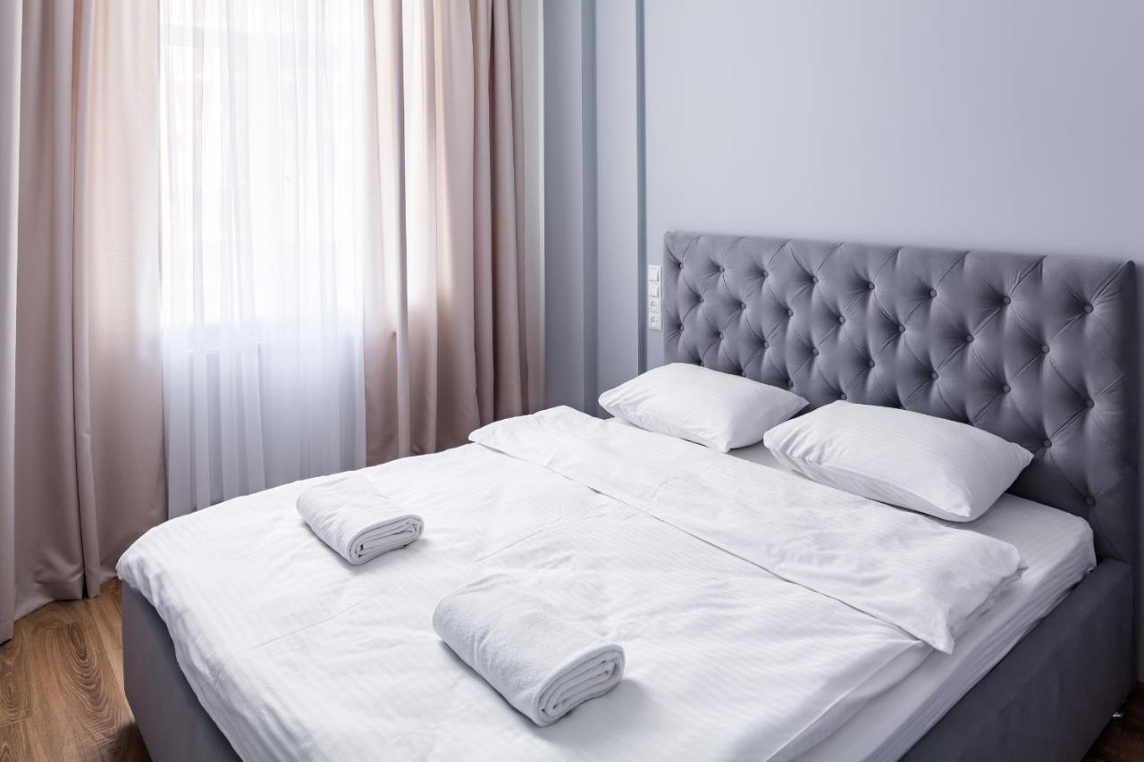 Royal Premier Apartment Lviv Bagian luar foto