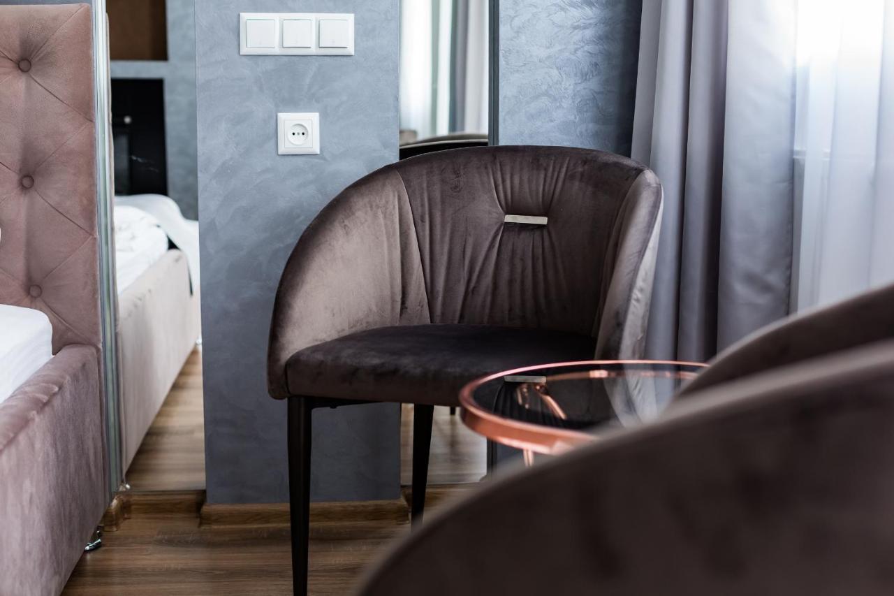 Royal Premier Apartment Lviv Bagian luar foto