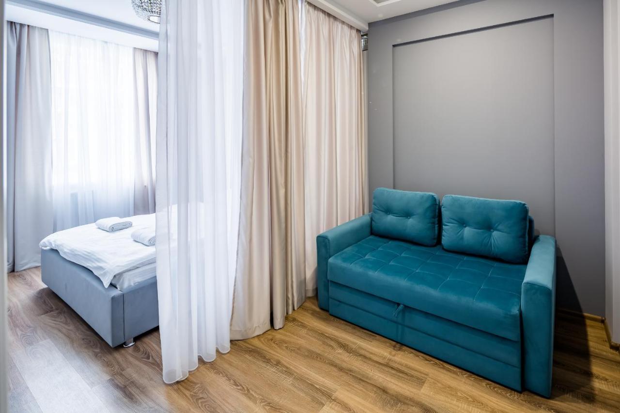 Royal Premier Apartment Lviv Bagian luar foto